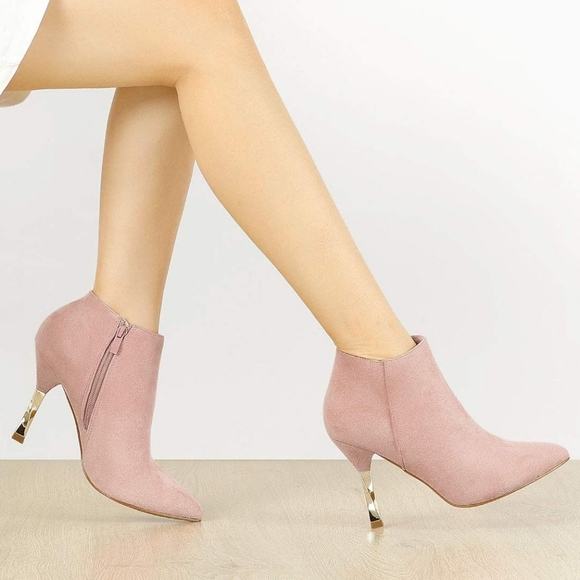 NEW Faux suede Ankle boots 7.5 - Picture 2 of 7